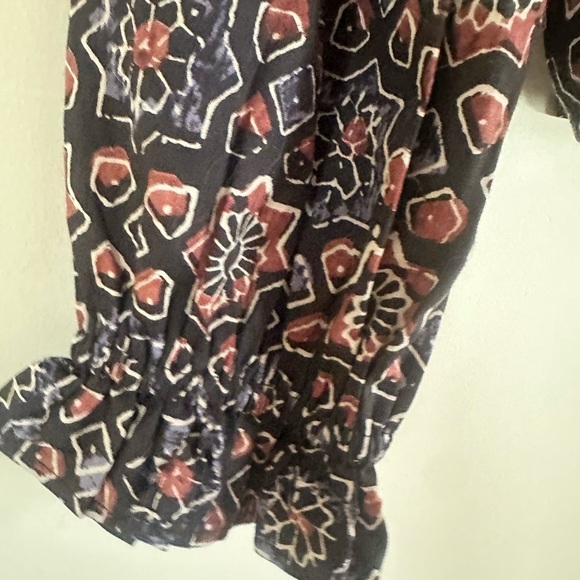 Walter Baker “Cameron” Mosaic Print Ruffle Blouse | Size S - Picture 5 of 8